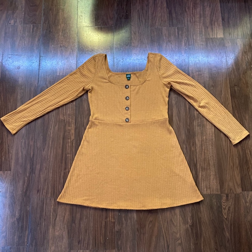 Yellow dress